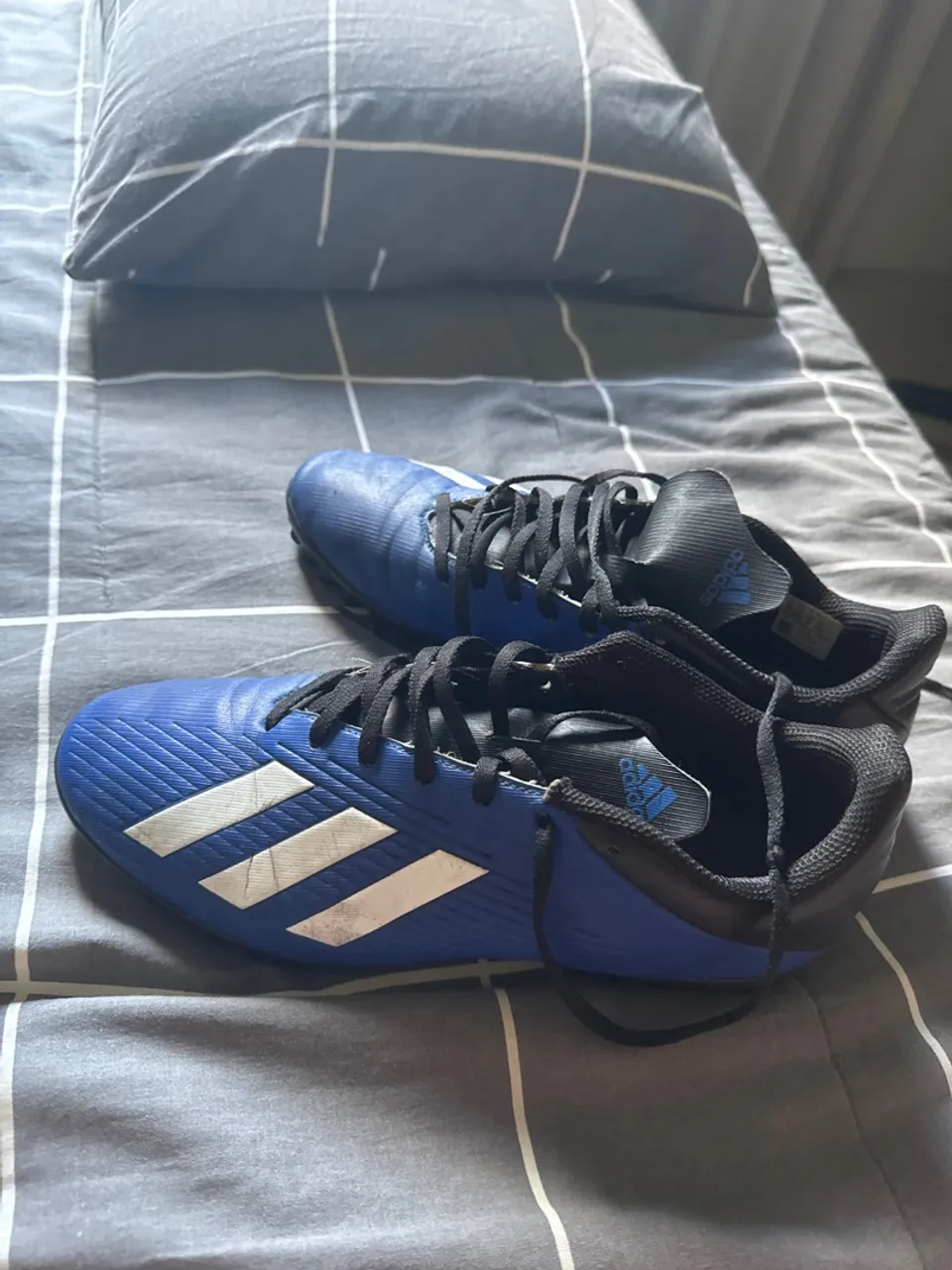 Chuteira Adidas para society