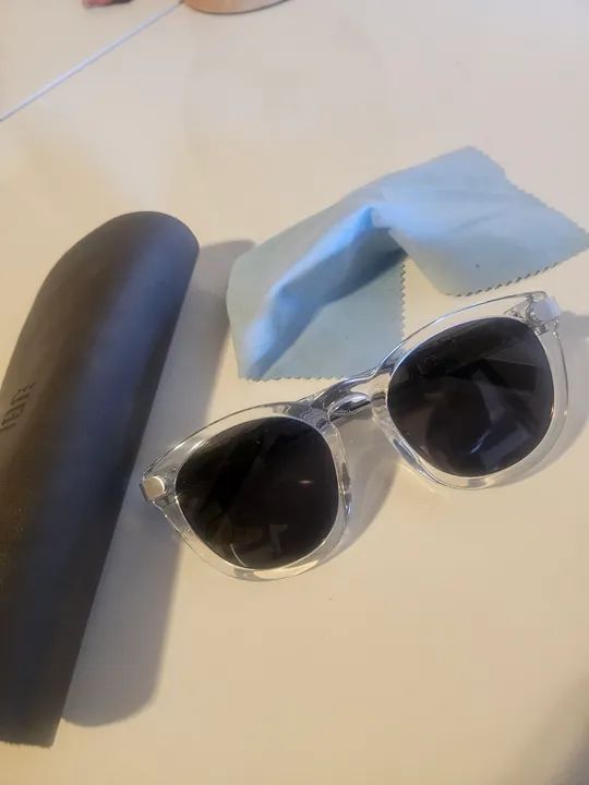 Óculos JBL Soundgear Frames - Troco em Ray ban ou algo do meu interesse.