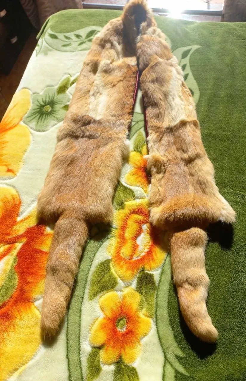 Estola de pele com 2 caldas