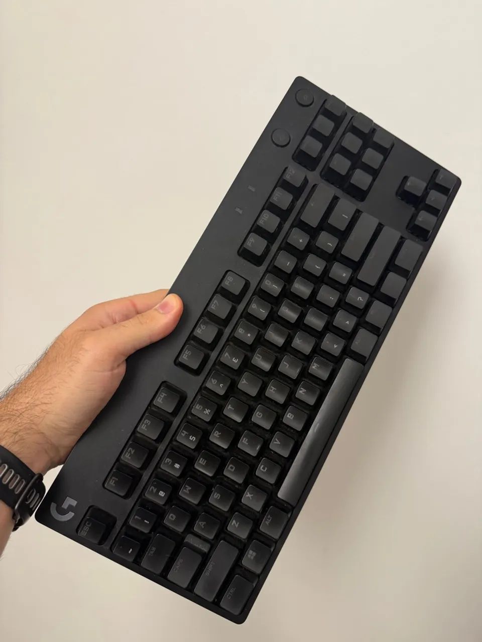 Teclado Gamer Mecânico Logitech G Pro - Foto 4