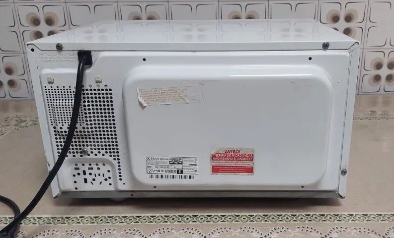 Microondas electrolux 110Volts funcionando  - Foto 3