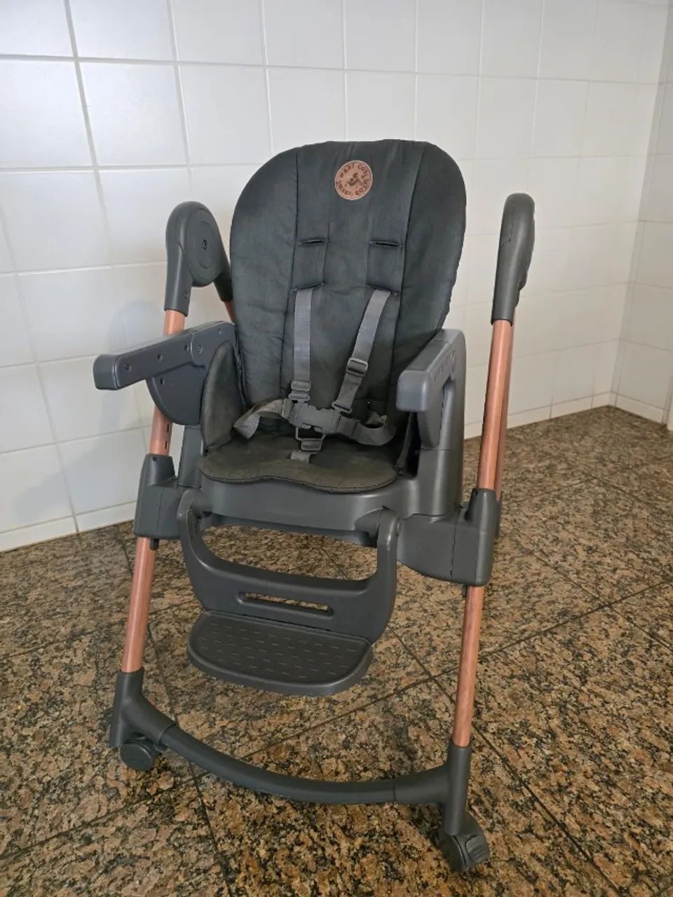 Cadeira alimentação Maxi Cosi 6 em 1 - Foto 4