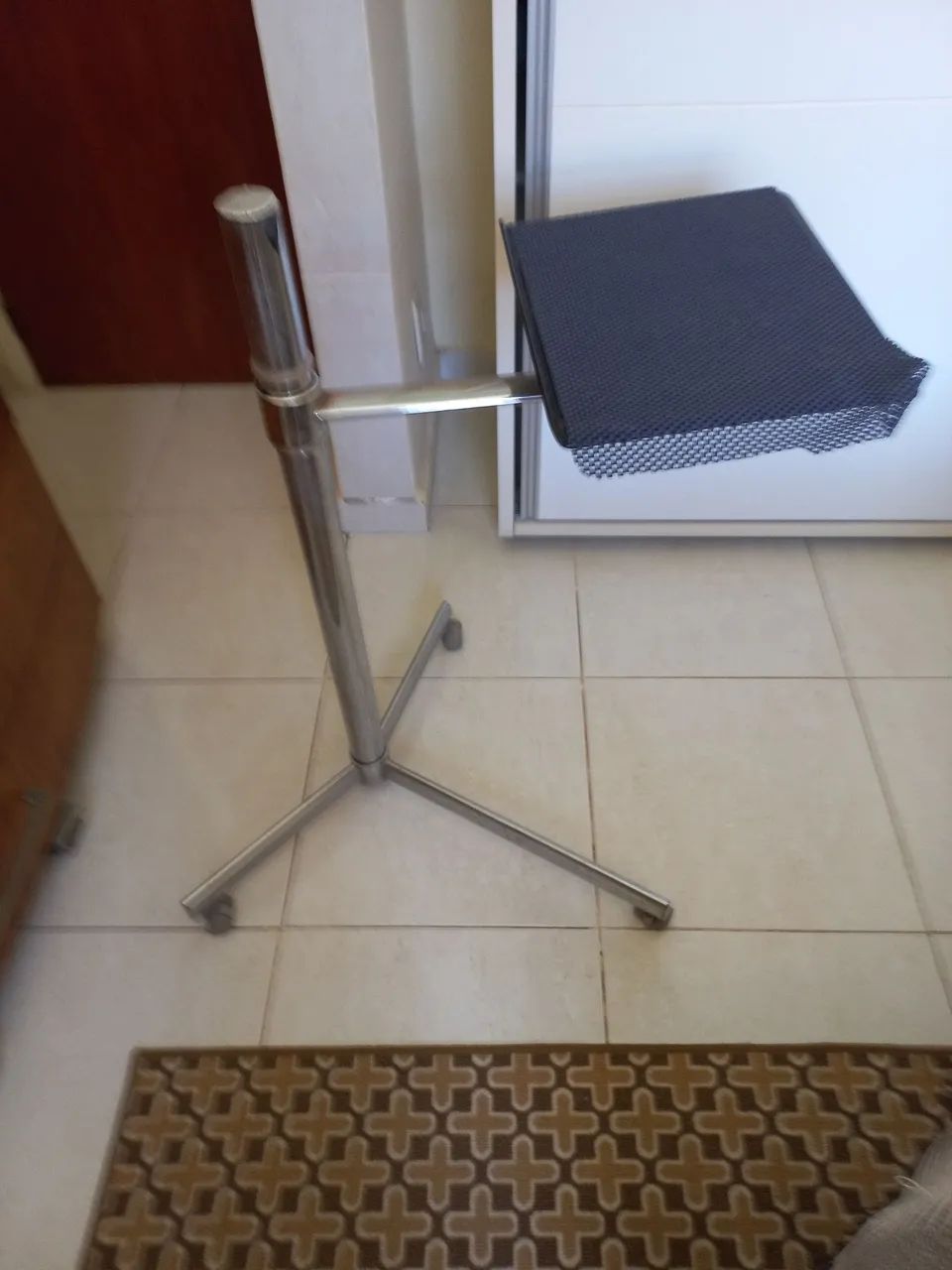  Mesa Regulável para Notebook 470986000759541760