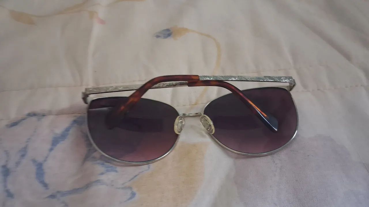 Óculos de sol elegantes - Foto 4