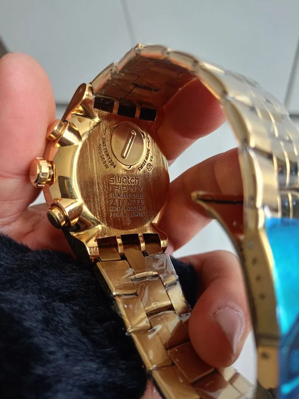 Relógio Swatch  Dourado - Swiss Made - Foto 3