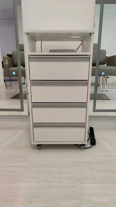 Móvel para salão ou estética 