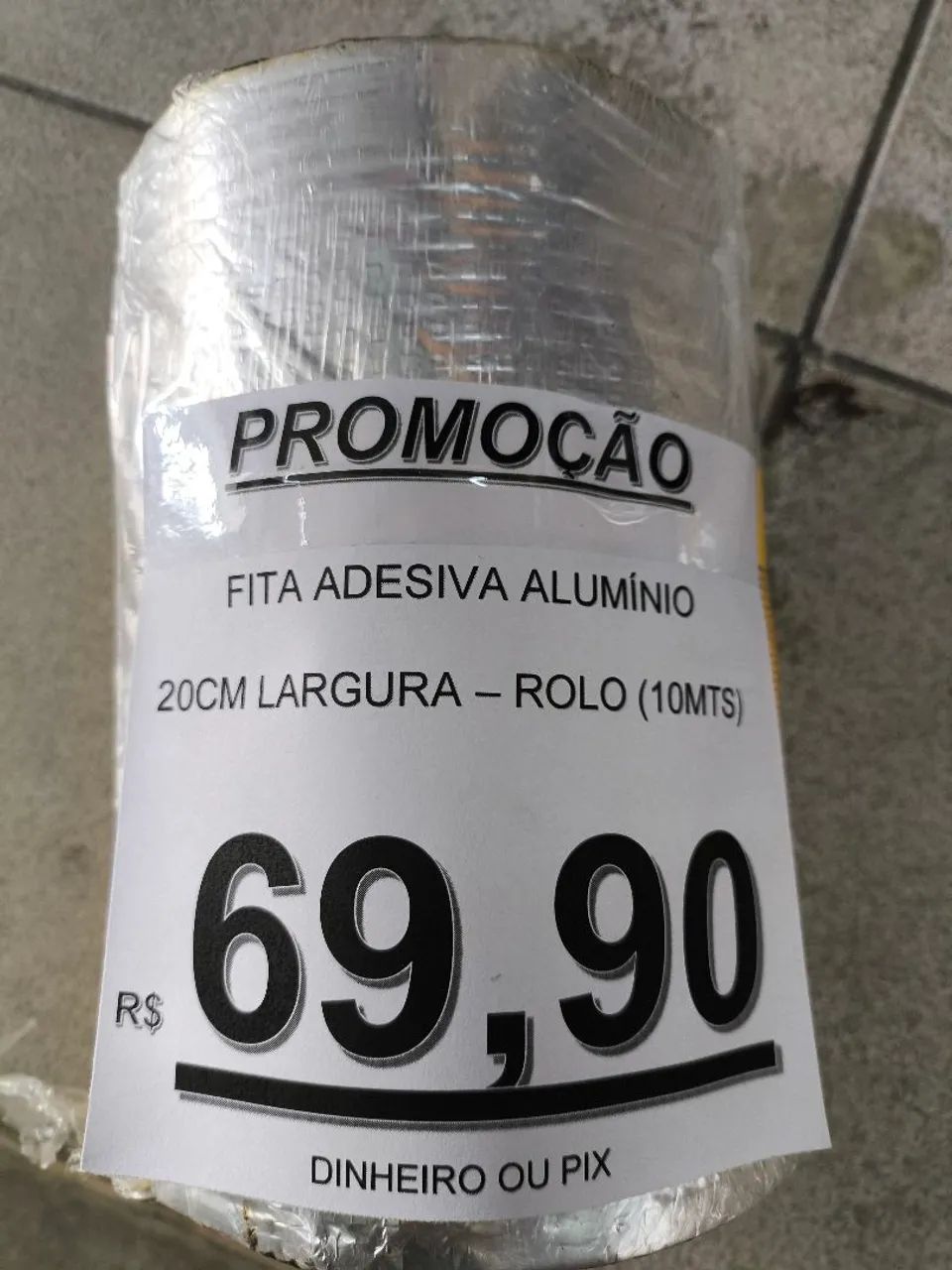 Fita adesiva aluminizada 20cm R$69,90 Pix 