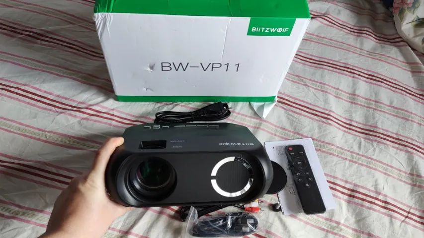 Projetor Blitzwolf Bw-vp11 6000 Lumens Wifi Mirroring - Preto - Foto 3