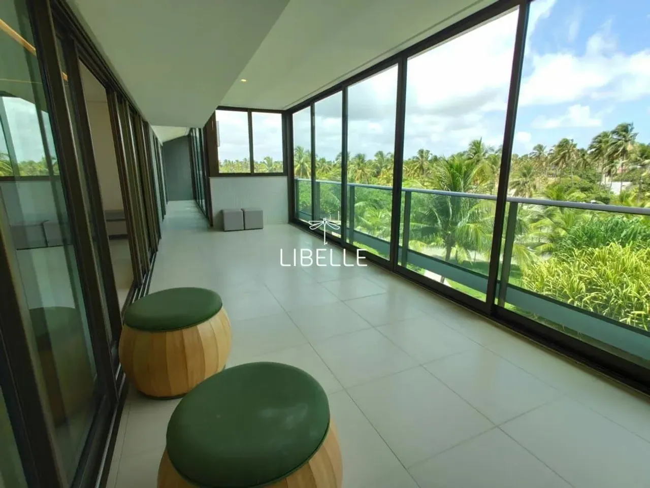 VILA DOS CORAIS - Apartamento para Aluguel Reformado - 4 Suítes - 238 m² - Reserva do Paiv
