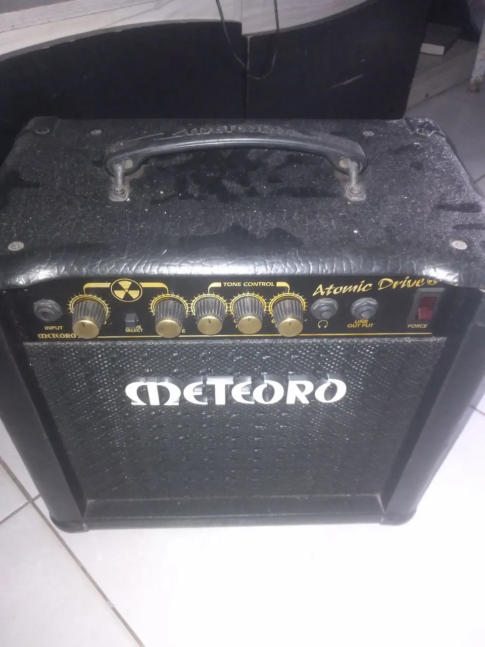 Amplificador Meteoro Atomic Drive 30w