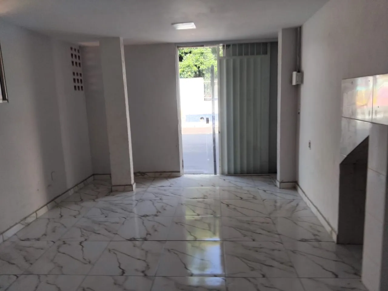 Sala comercial pronta para alugar - Sto Antônio