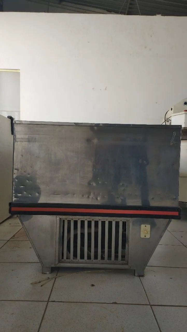 Vende-se Ilha Refrigerada em Inox com Tampas de Vidro!<br> - Foto 5