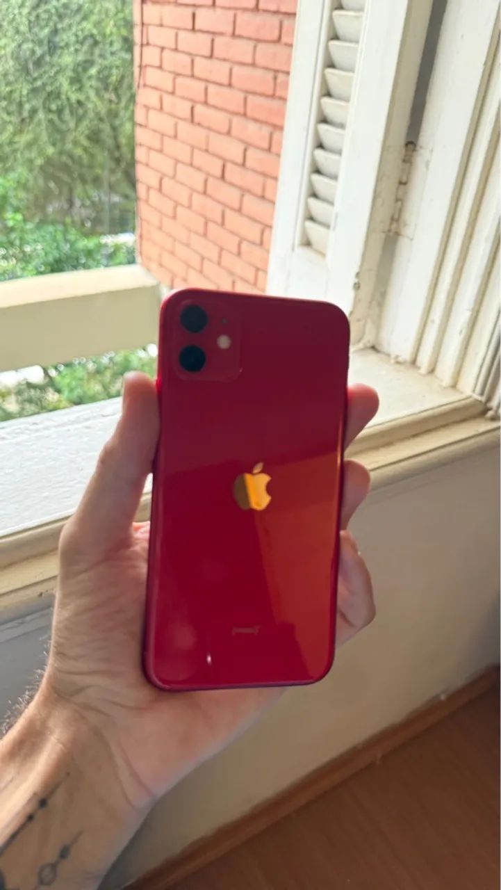 iPhone 11 vermelho 64gb