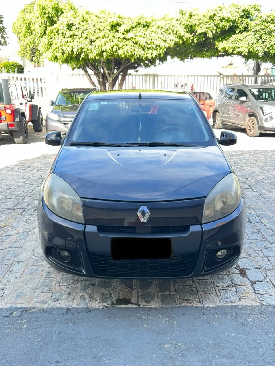 Oportunidade Sandero 2014 1.0 completo estado de novo