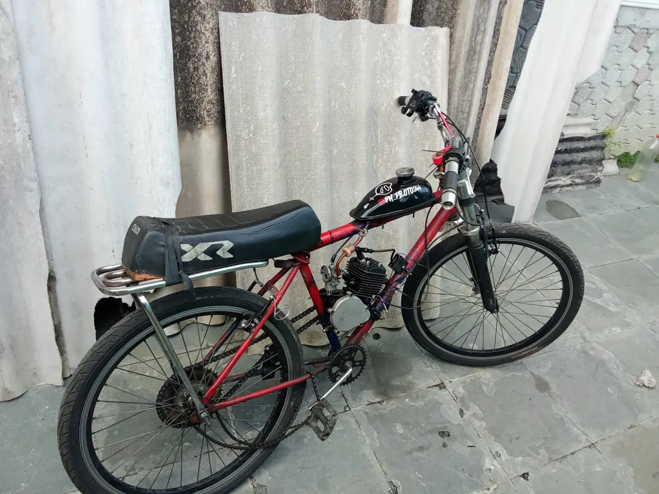 Vendo motorizada tudo funcionando tudo novo pega muito rápido 