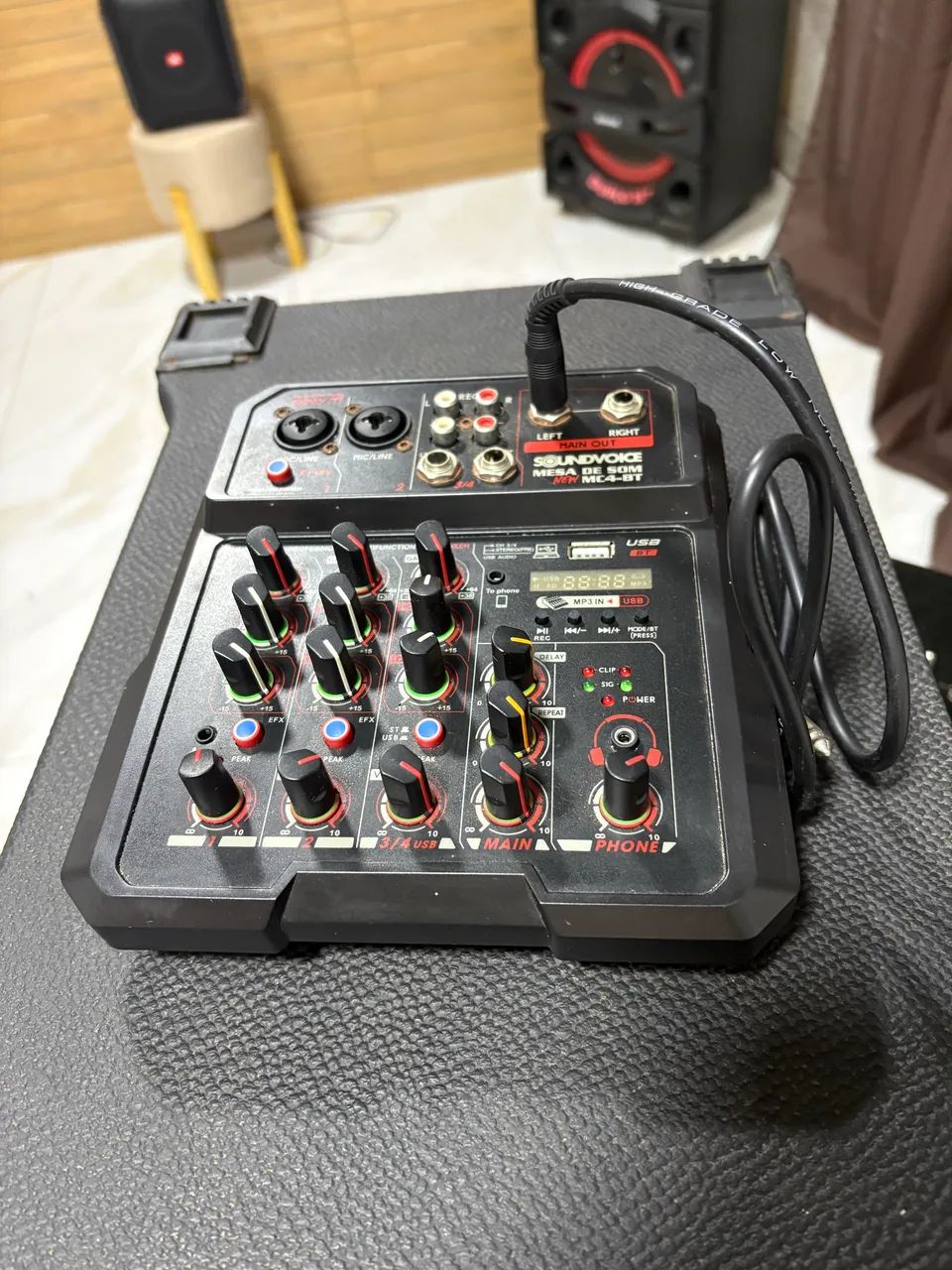 Sound mixer + head unit64313030724865122
