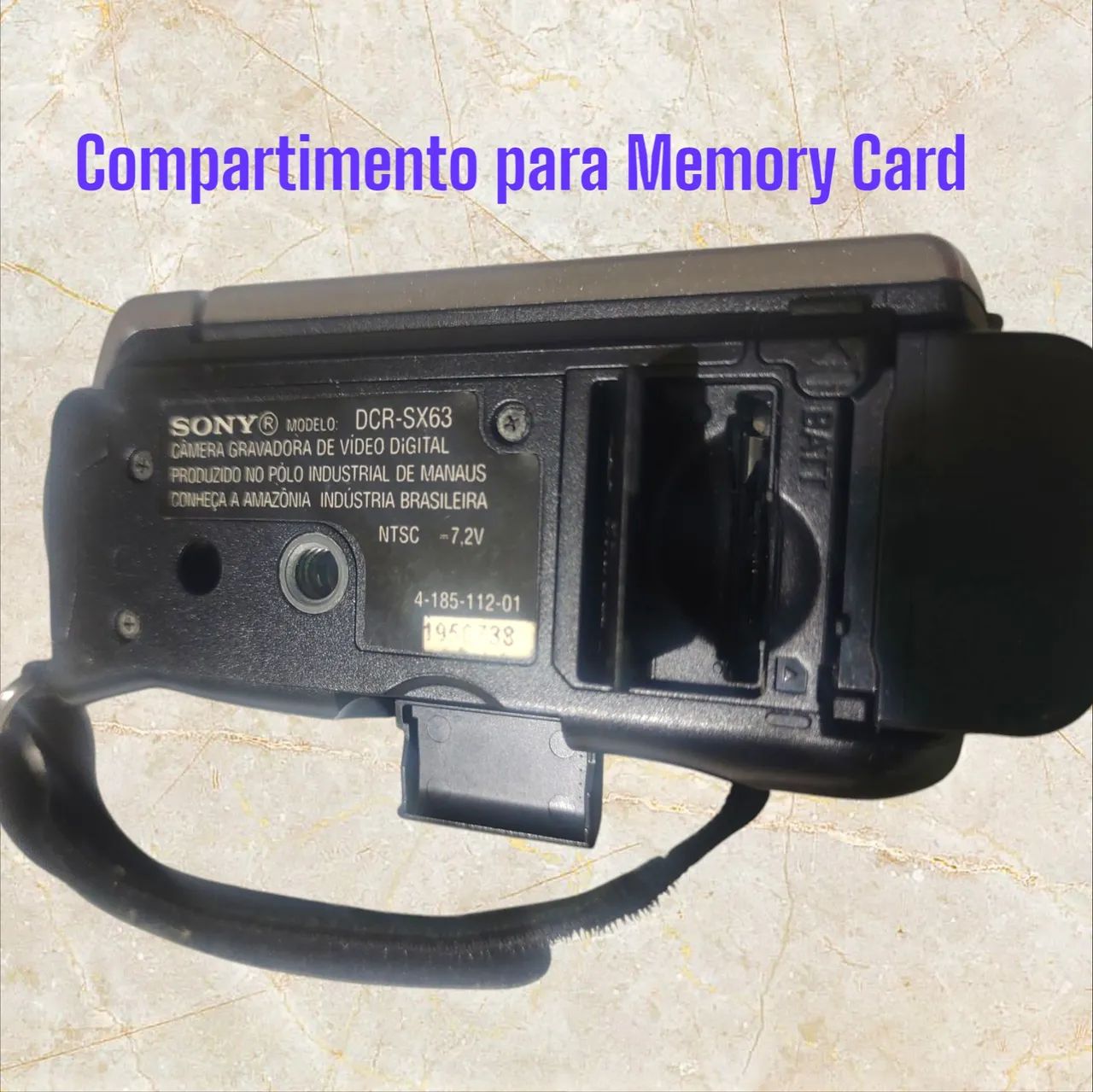 Filmadora Sony Handycam DCR-SX63 com Cabos Originais Manual e Guia Handycam (Usada) - Foto 2