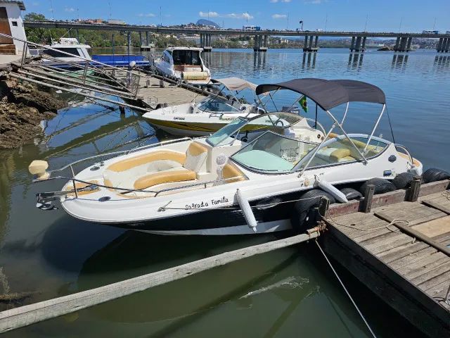 Lancha Phoenix 25 Pés Semi Nova