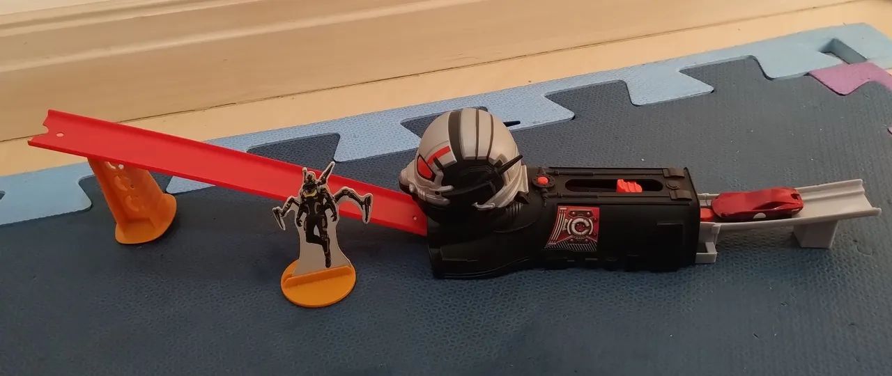 Hot Wheels - Pista do Homem-Formiga