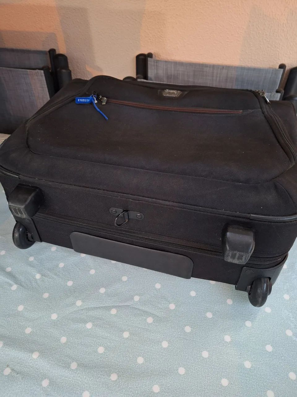 Mala de Viagem Preta com Rodinhas