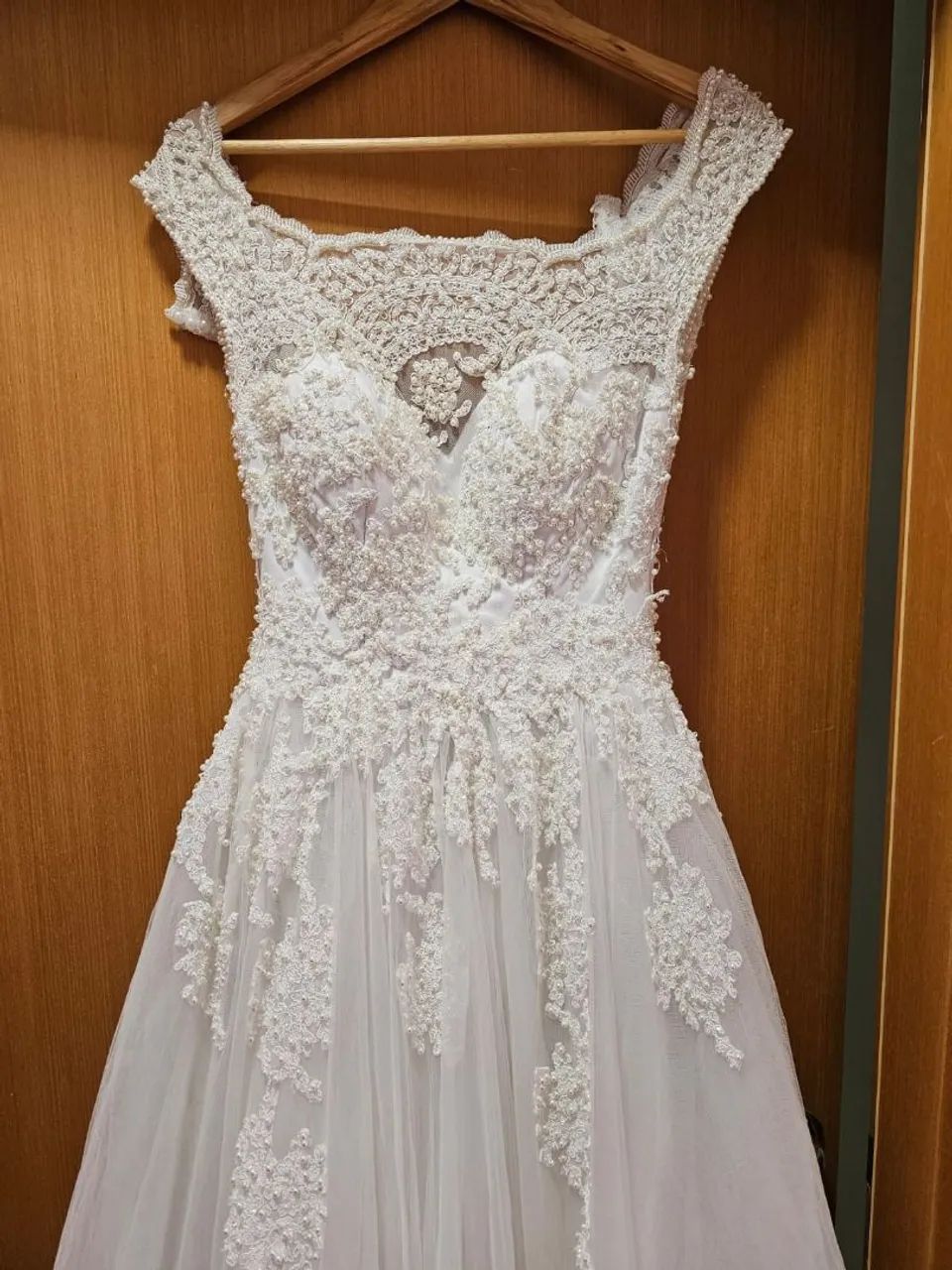 Vestido de Noiva Rendado com Detalhes em Pérolas - Foto 4