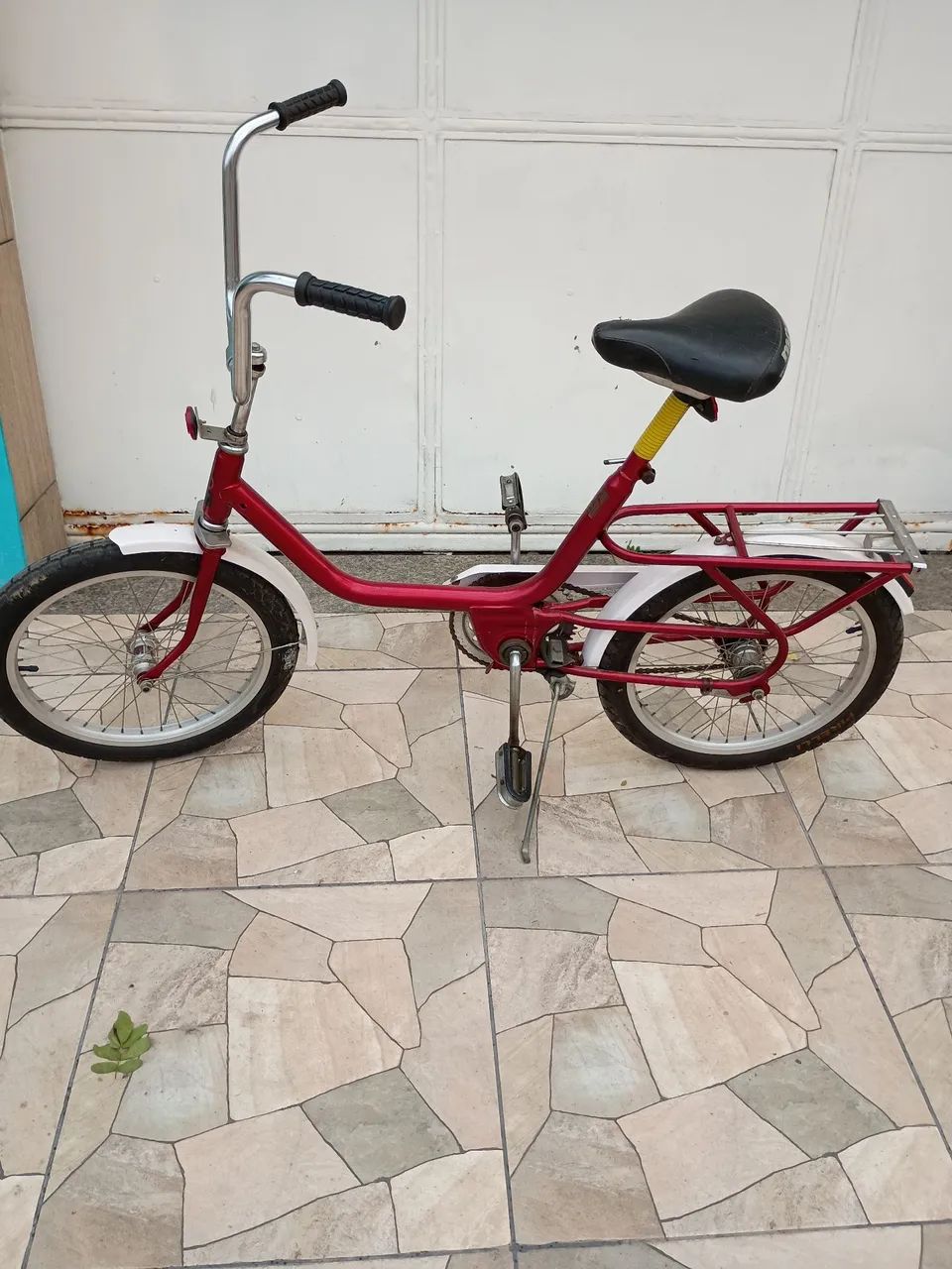 Bicicleta monareta freio contra pedal 