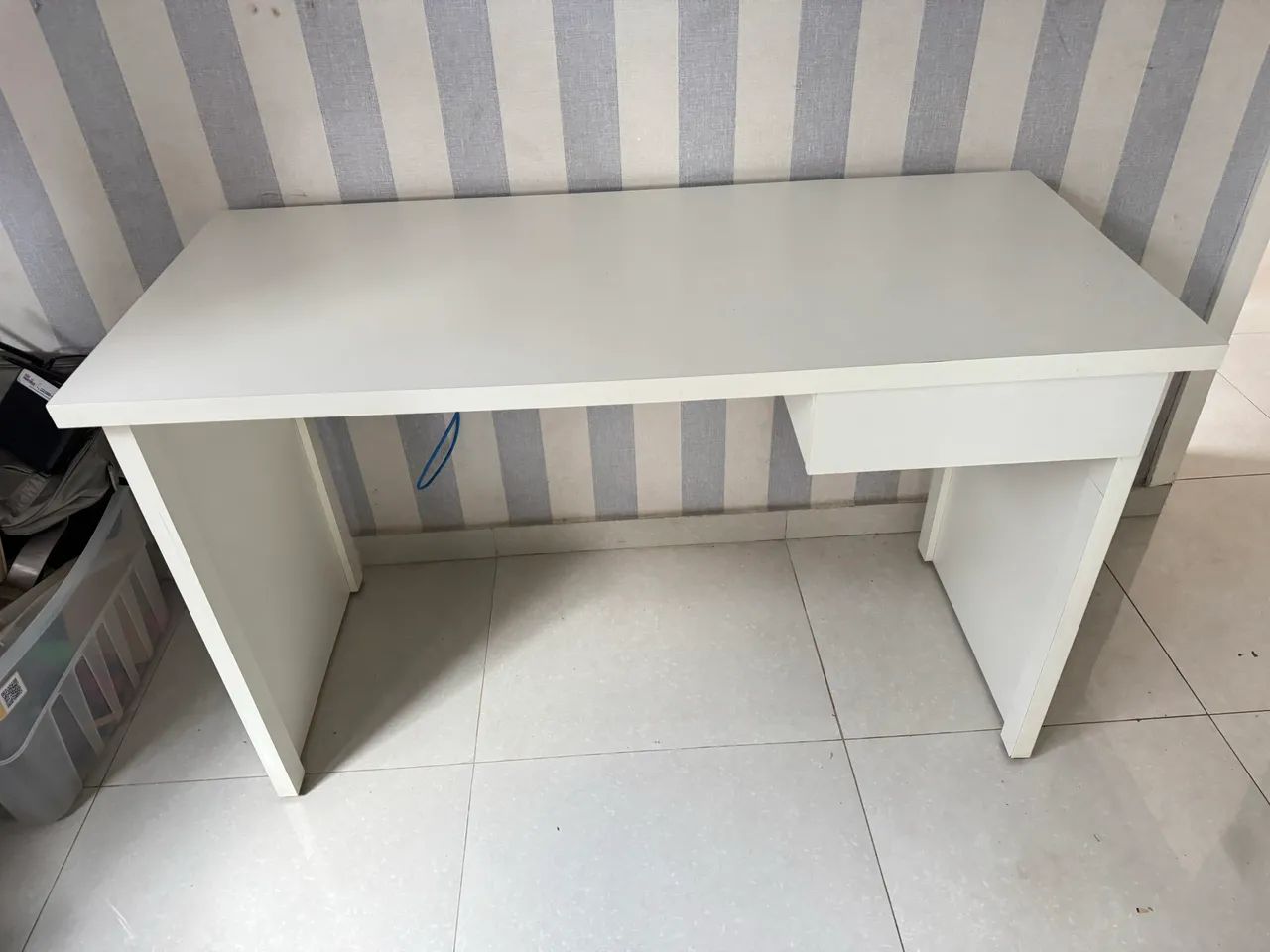Mesa de estudo em MDF