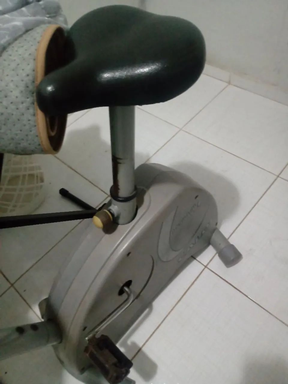 Bicicleta ergométrica. Chama no WhatsApp  - Foto 2