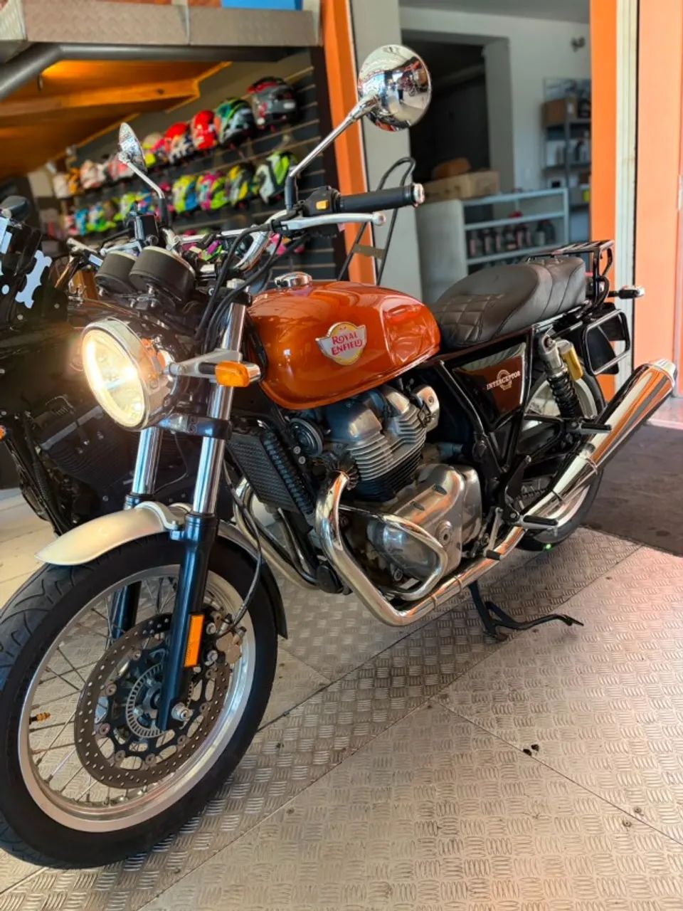 ROYAL ENFIELD INTERCEPTOR - Foto 3