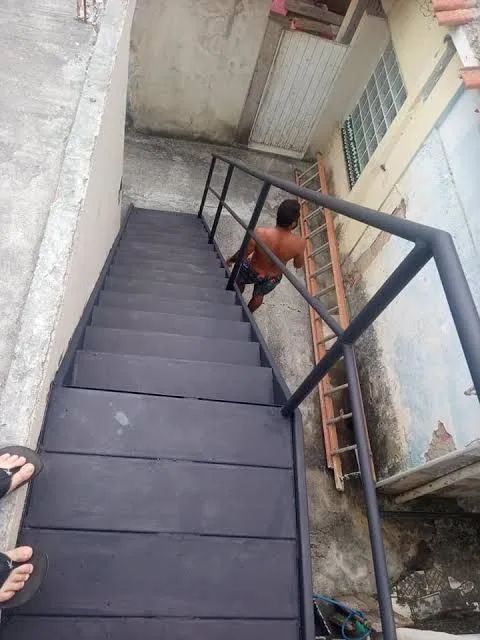 Fabricação escadas estrutura metalica - Foto 3