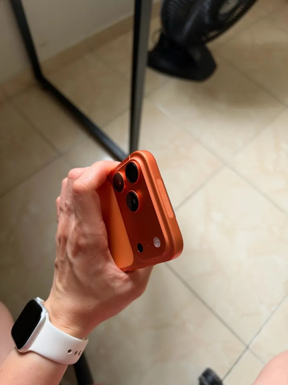 iPhone 17 Pro Max 256GB Laranja - Foto 2
