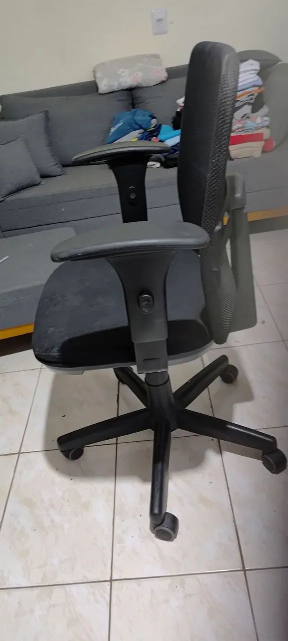 Cadeira de escritório resistente  - Foto 2