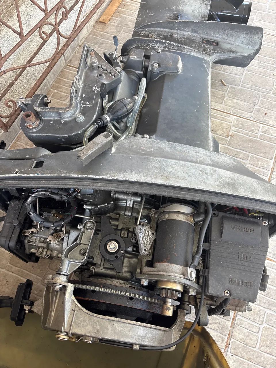 MOTOR DE LANCHA SUZUKI 40 HP - Foto 3