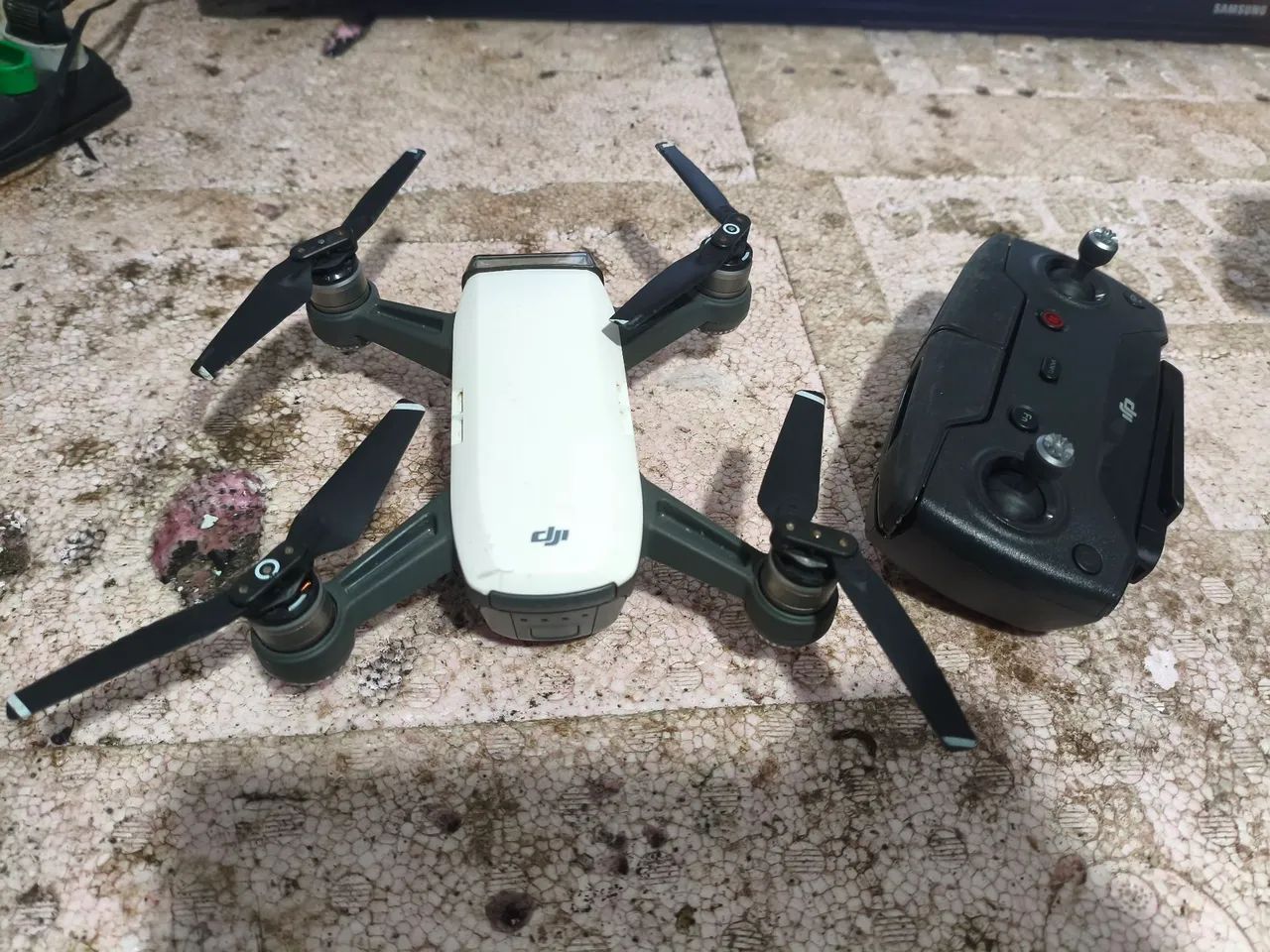 Drone dji spark controle bateria e bolsa conservado