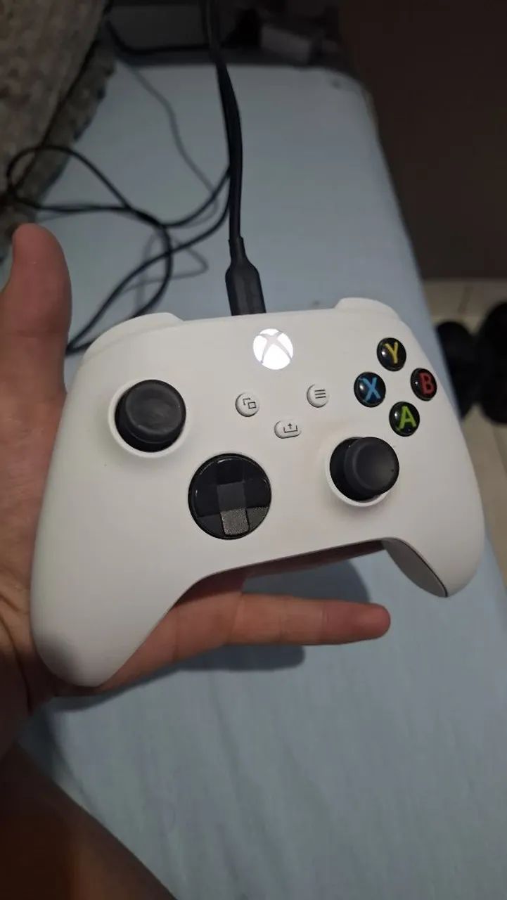 Xbox Séries S - com caixa e usado - Foto 3