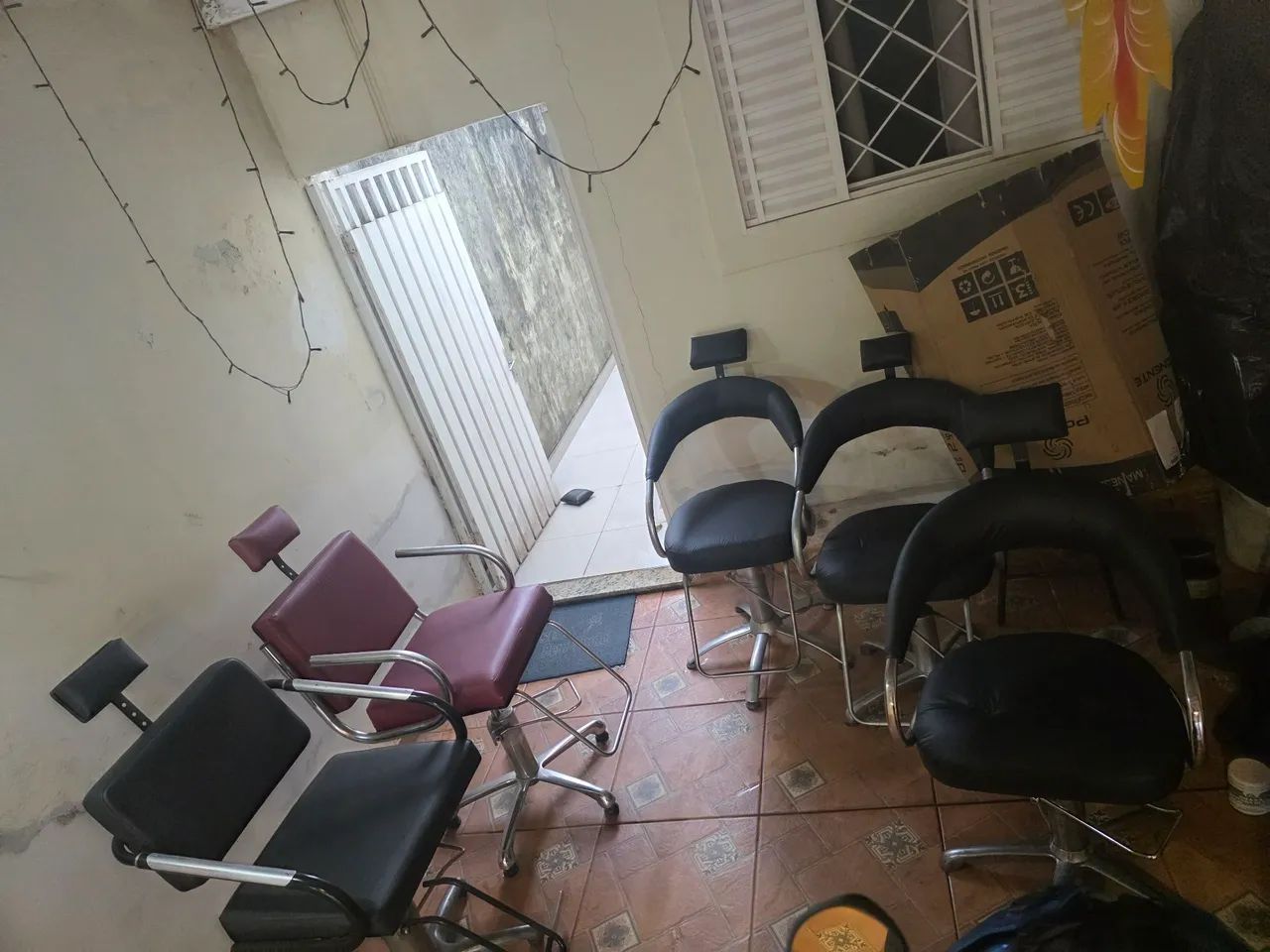 CADEIRAS DE SALÃO DE BELEZA HIDRÁULICAS - Foto 4