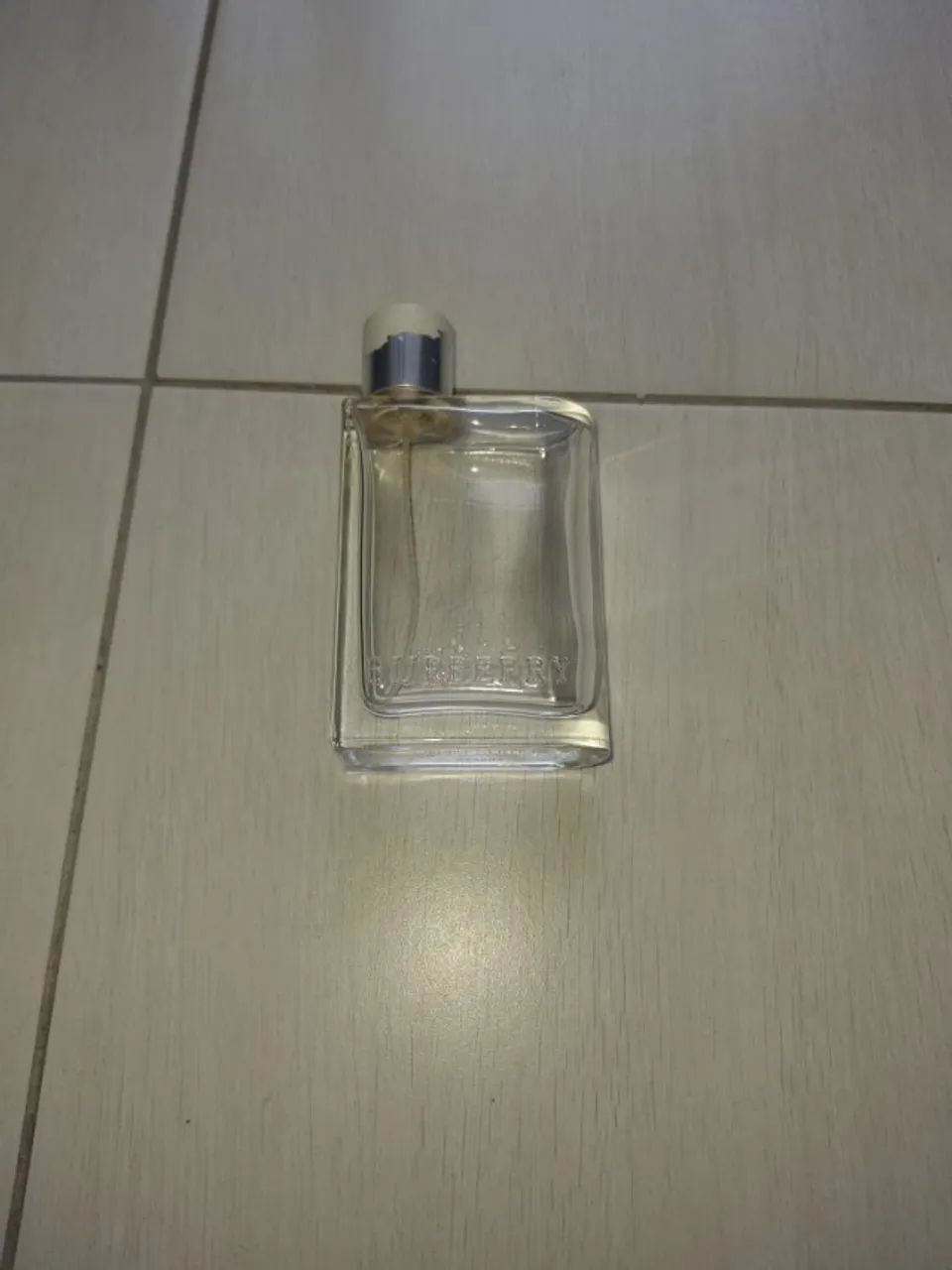 FRASCO VAZIO DE PERFUME BURBERRY HER - 50ML - Foto 2