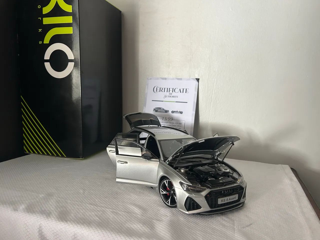 Miniatura 1/18  - Foto 5