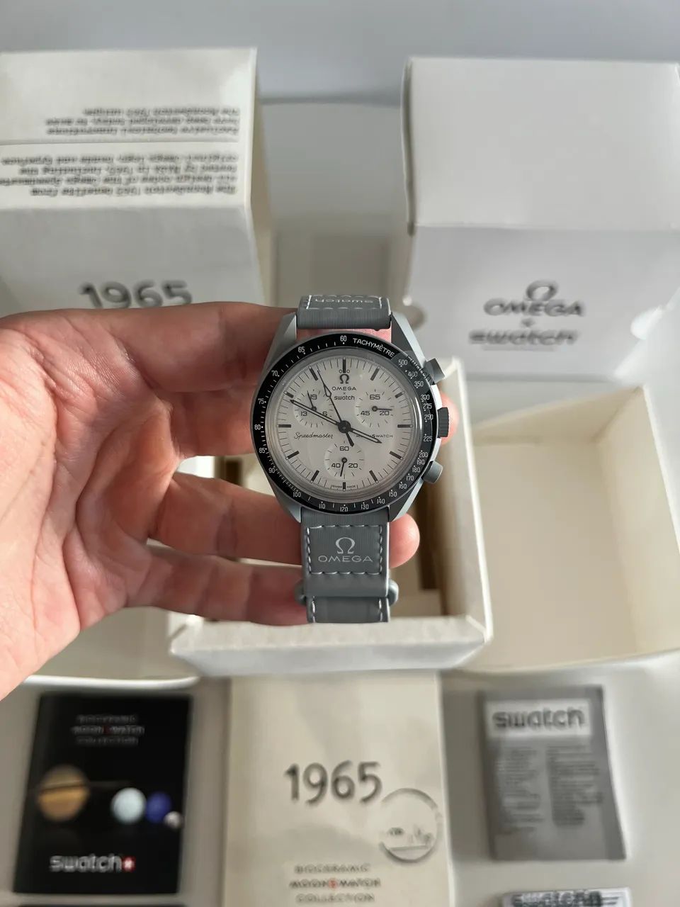 Relógio Moonswatch 1965 (Omega x Swatch) - Acessórios - Madalena