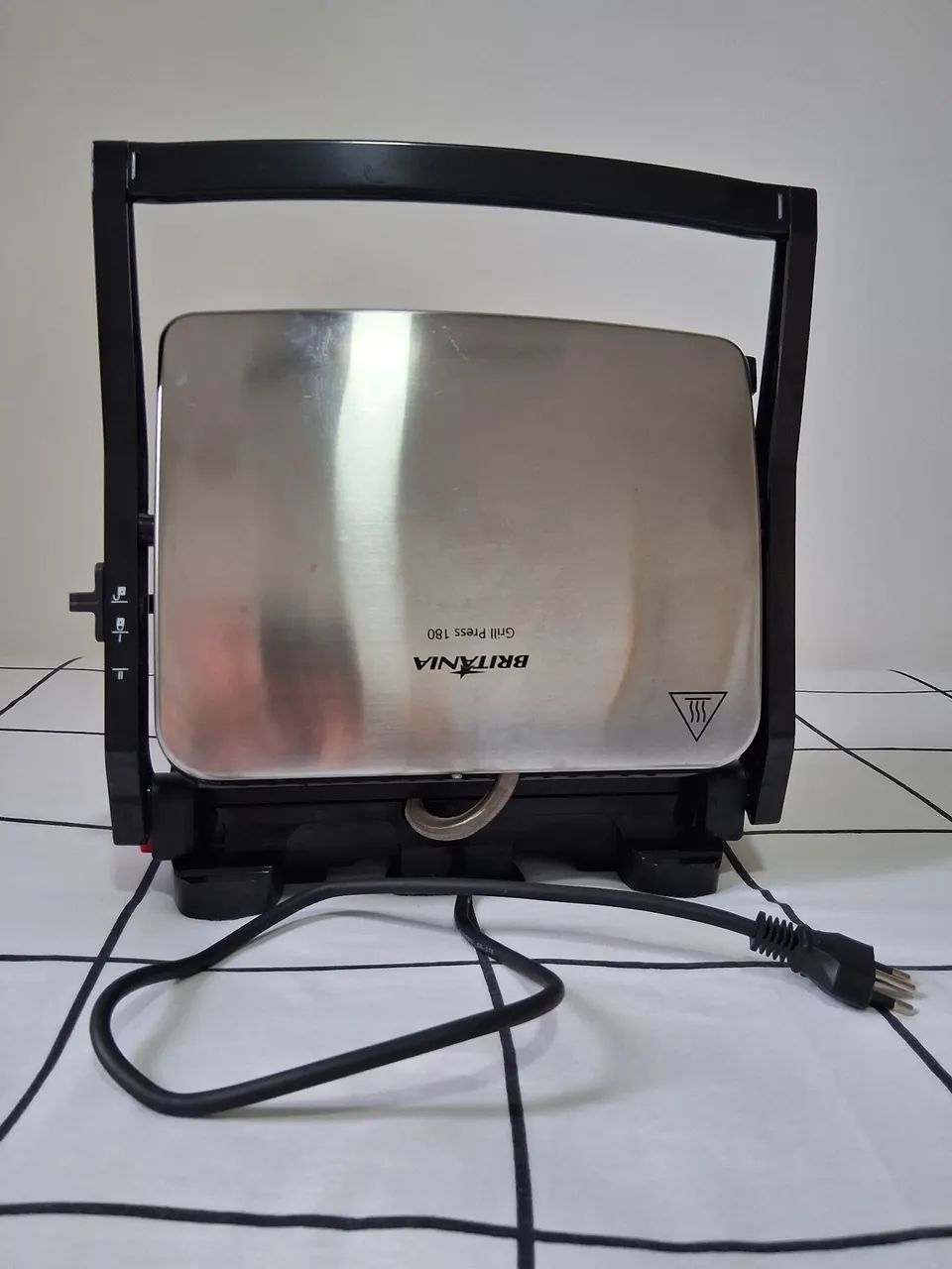 GRILL  PRESS BRITÂNIA   R$ 140 REAIS  - Foto 2