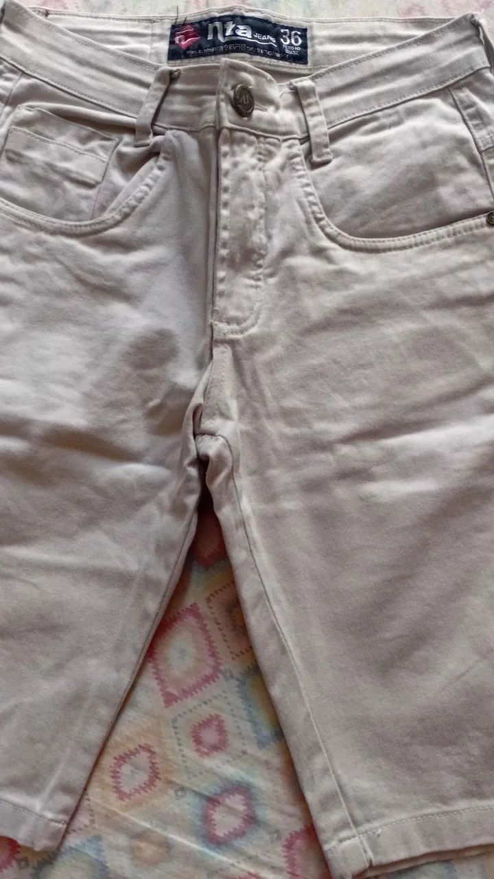 Bermudas semi novas Riachuelo  30,00 reais cada. - Foto 3