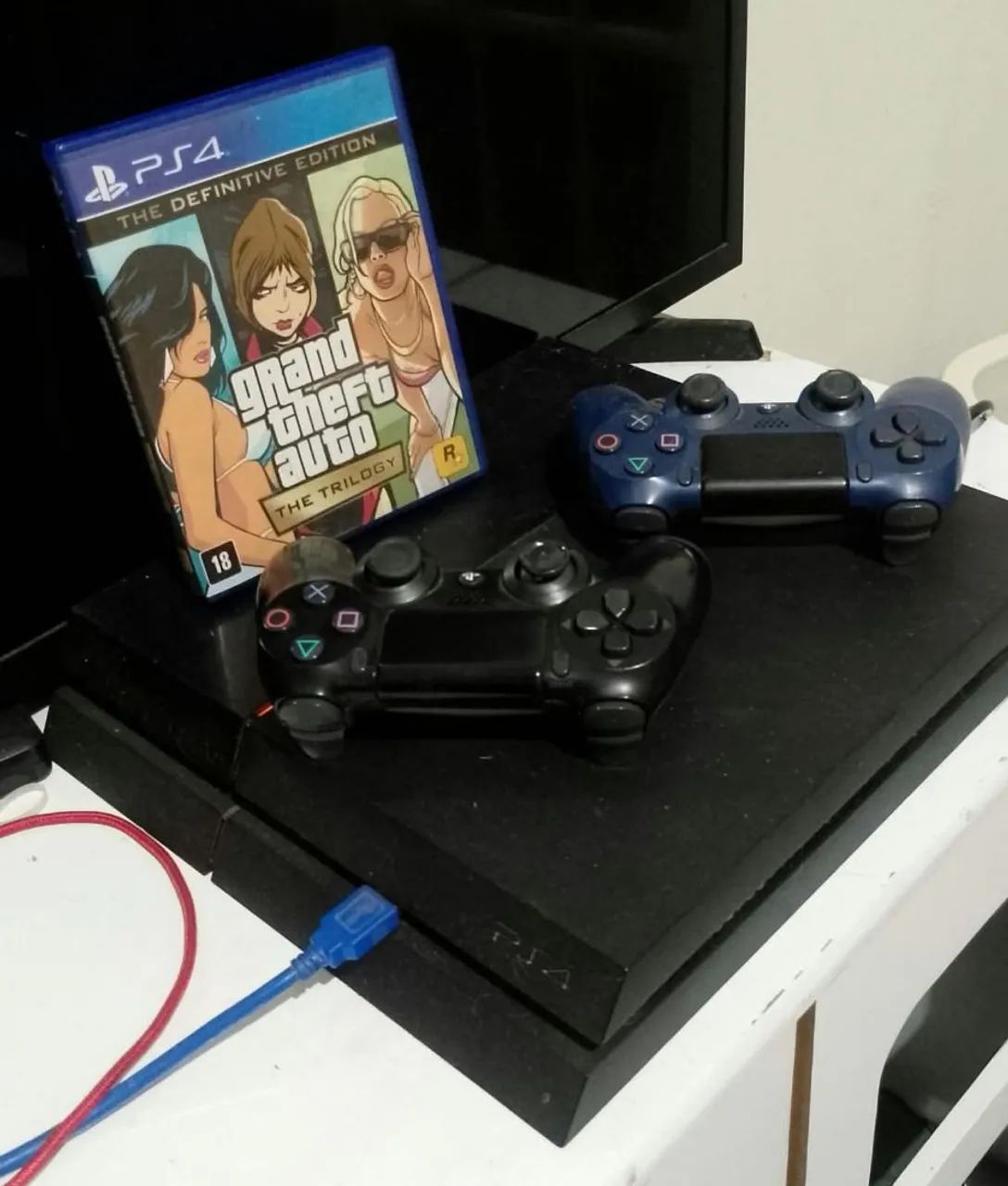 PS4 2 MANETES 1 GTA 5