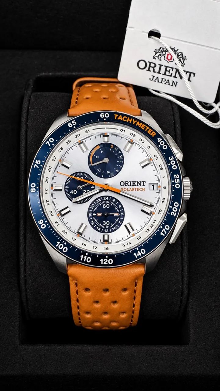 Orient Solartech Elite Land Cronógrafo lindo