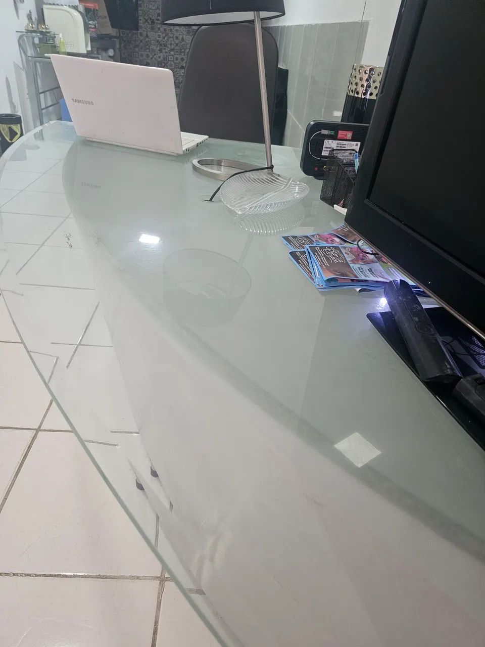 Biro de vidro aço inox recepção  - Foto 4