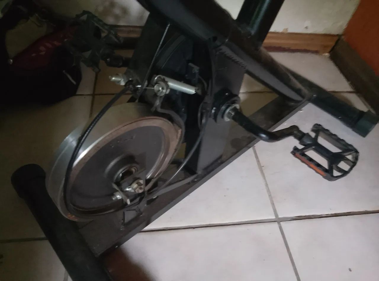 Vendo bicicleta ergométrica top - Foto 4