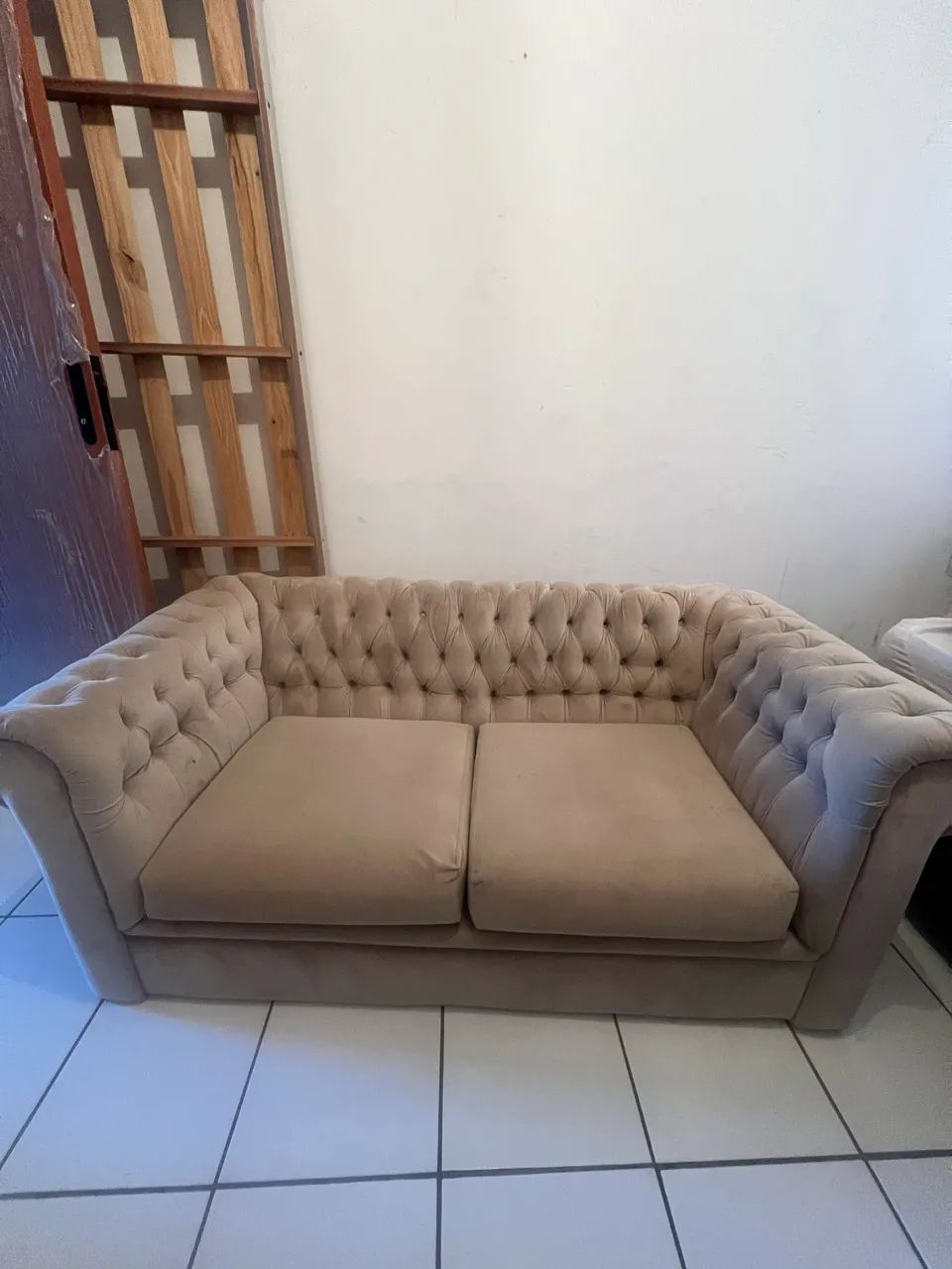 Sofá capitonê raro - Foto 2