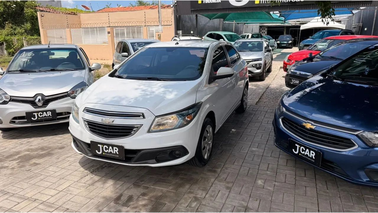 Chevrolet Onix ONIX HATCH LT 1.4 8V FlexPower 5p Mec. 2015