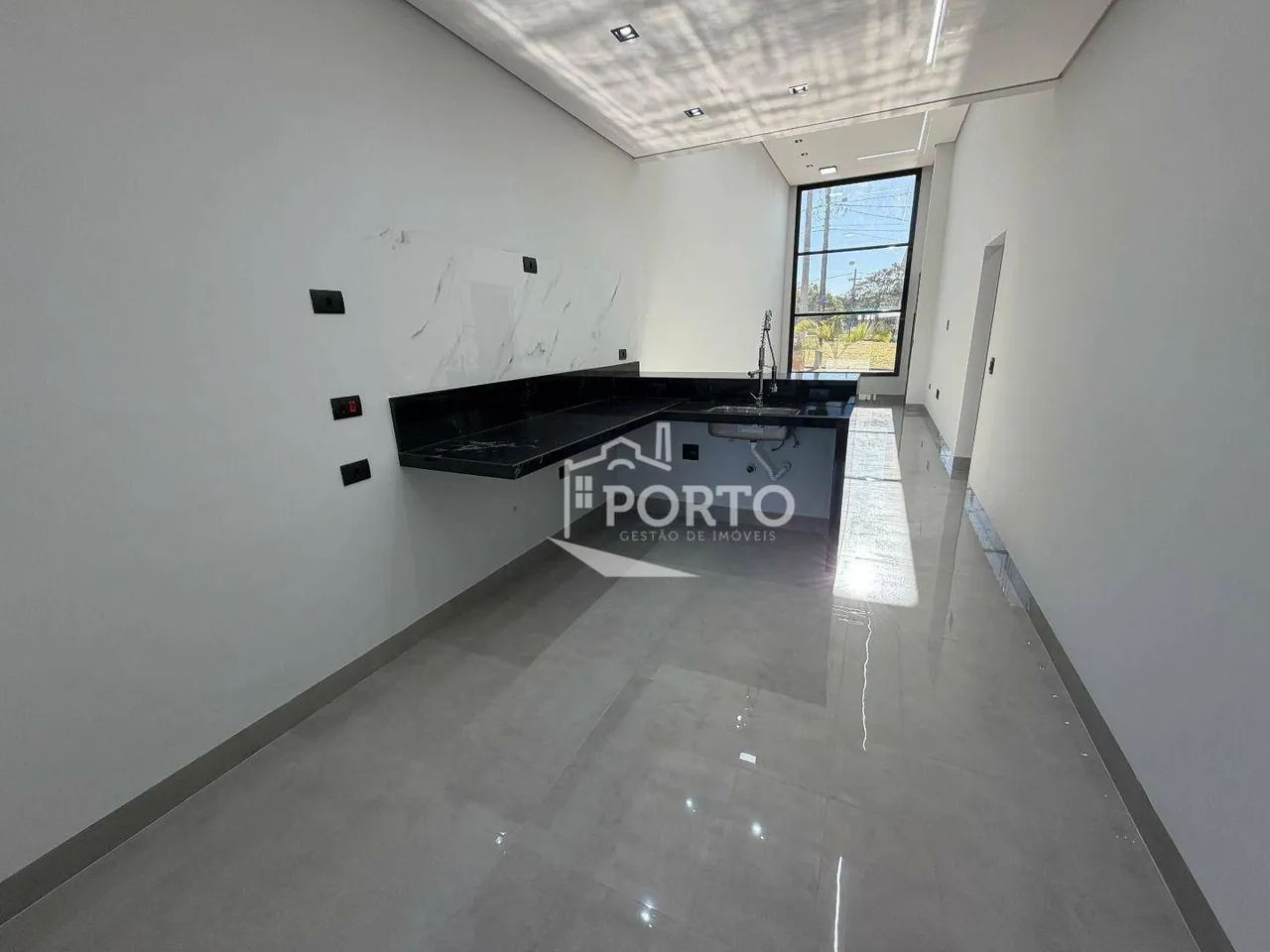 Casa com 3 quartos, sendo 1 suíte à venda, 133 m² - Piracicaba/SP