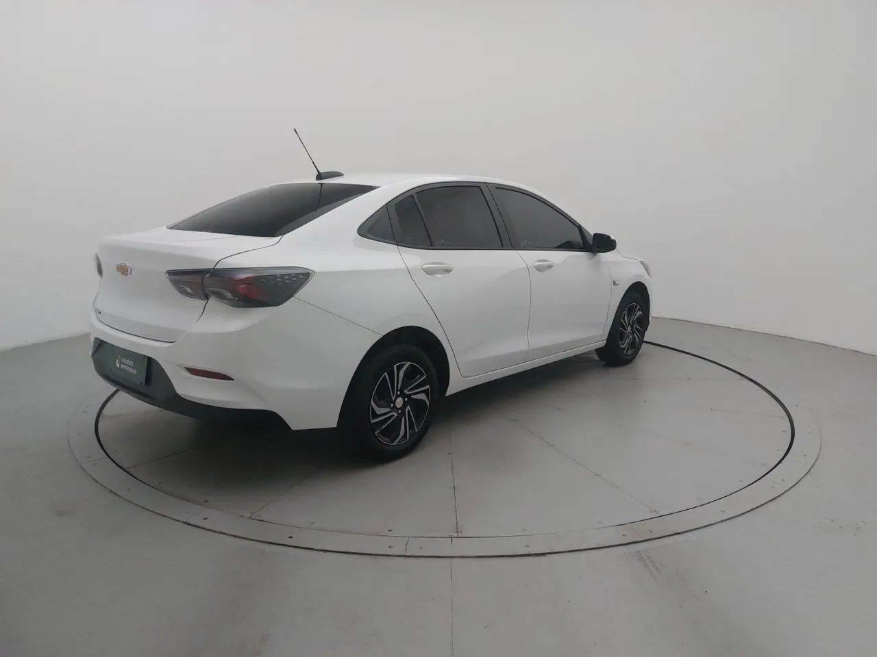 Chevrolet Onix Activ 1.4 8V Flex Aut. 4P, foto 5 de 18