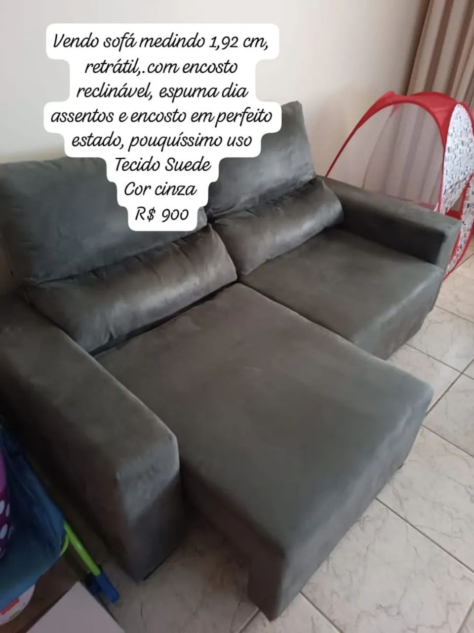 Sofá com chaise impecável 